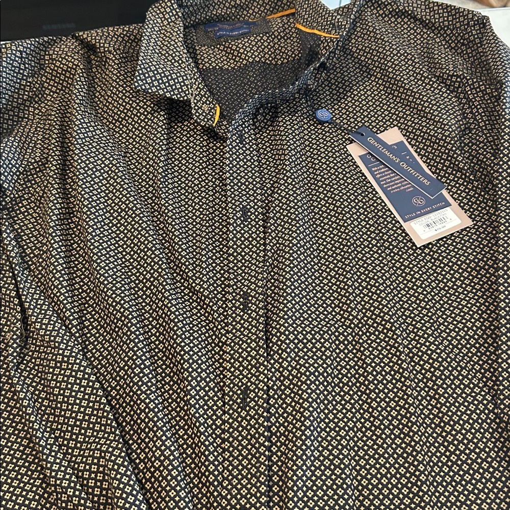 Geoffrey Beene Navy and Cream Patterned Shirt